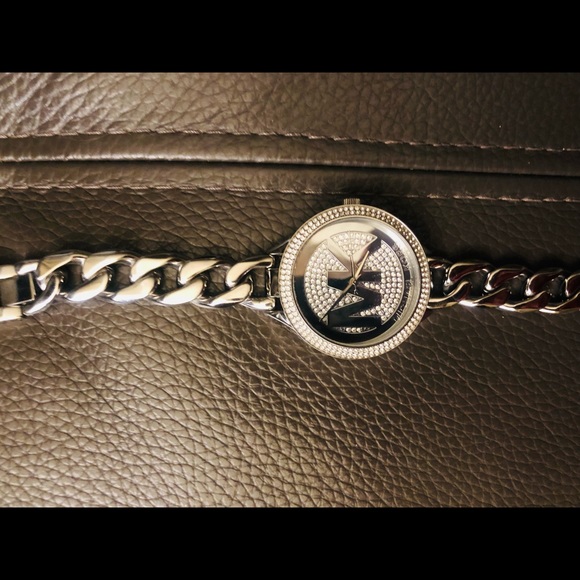 Authentic MK Watch - Picture 9 of 14